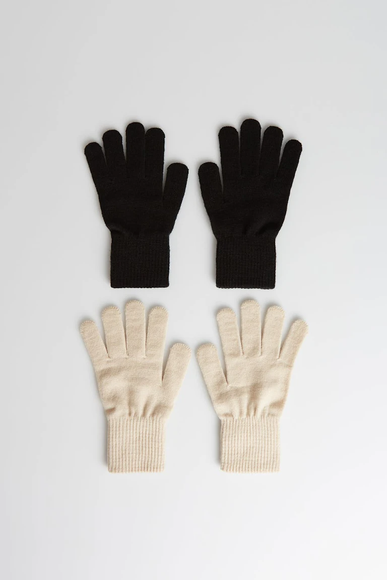 708459024