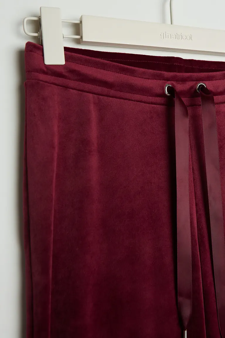 805453367