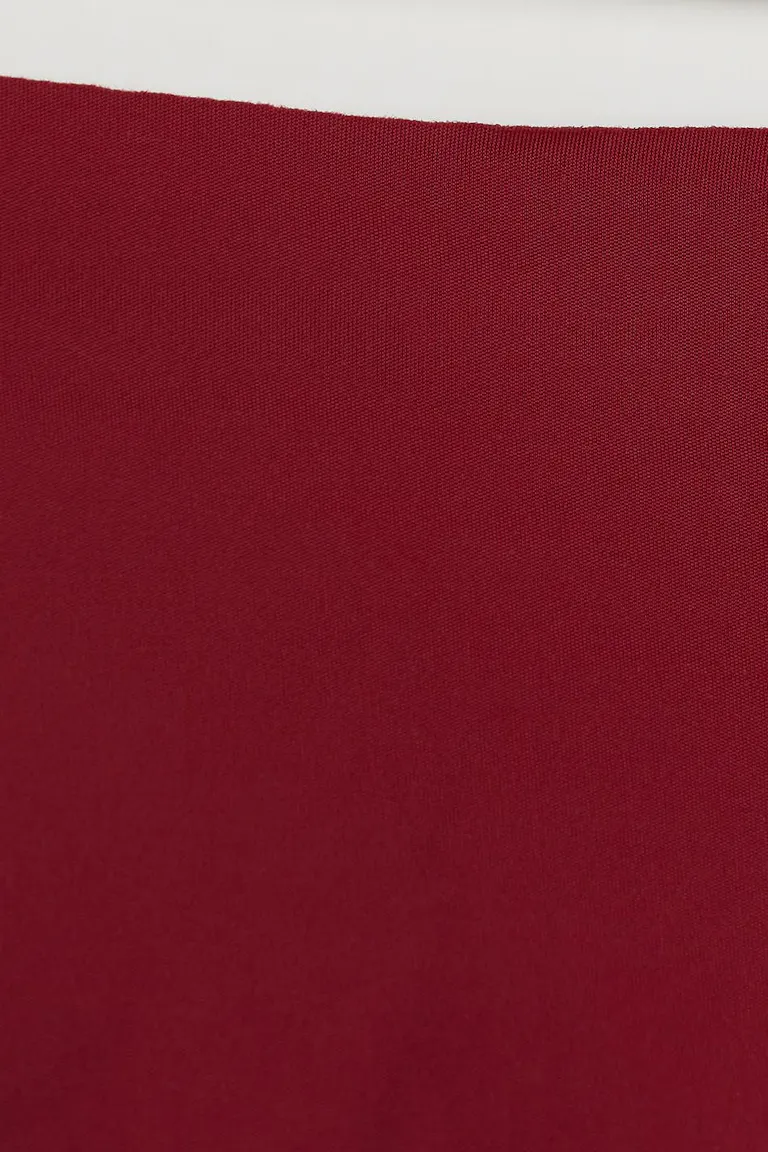 833683689