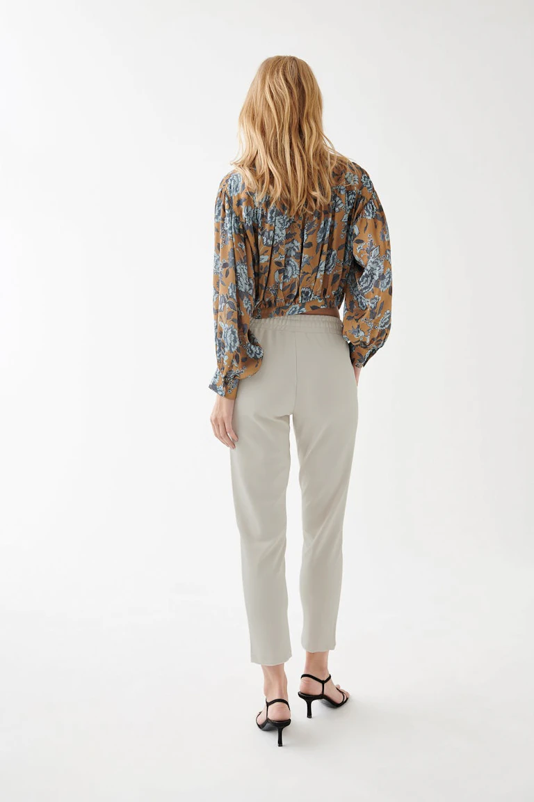 849567017