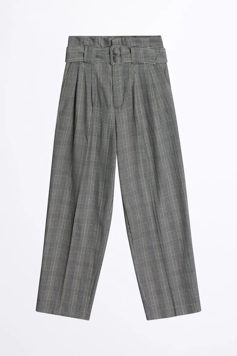 858988856