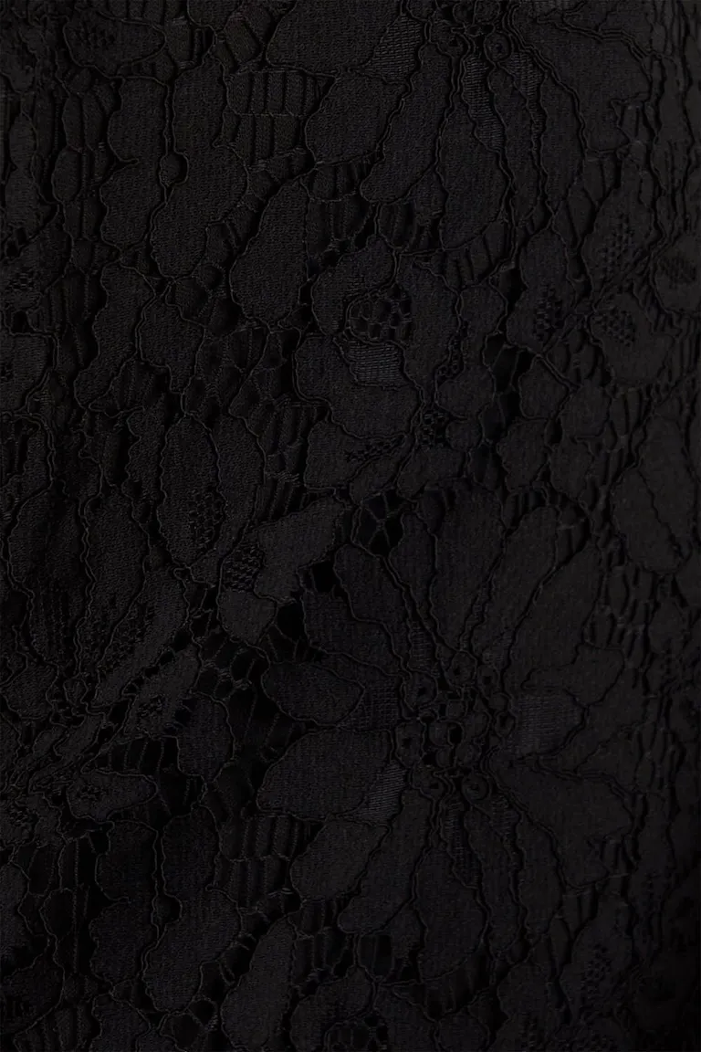 861679000