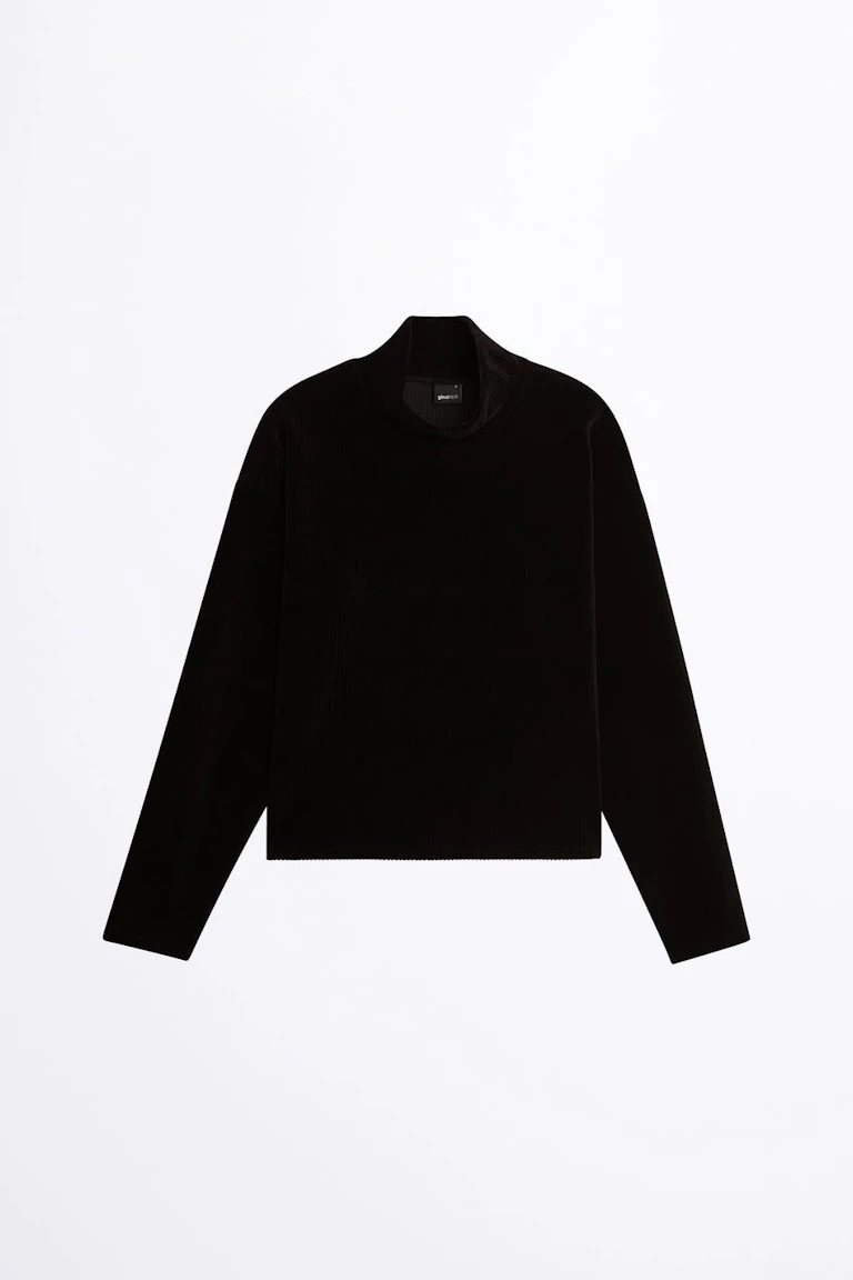 865879000