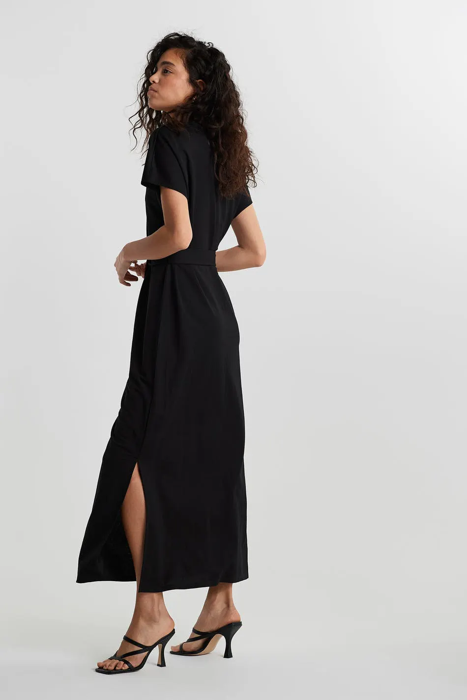 Paloma maxi dress - Black - Women - Gina Tricot