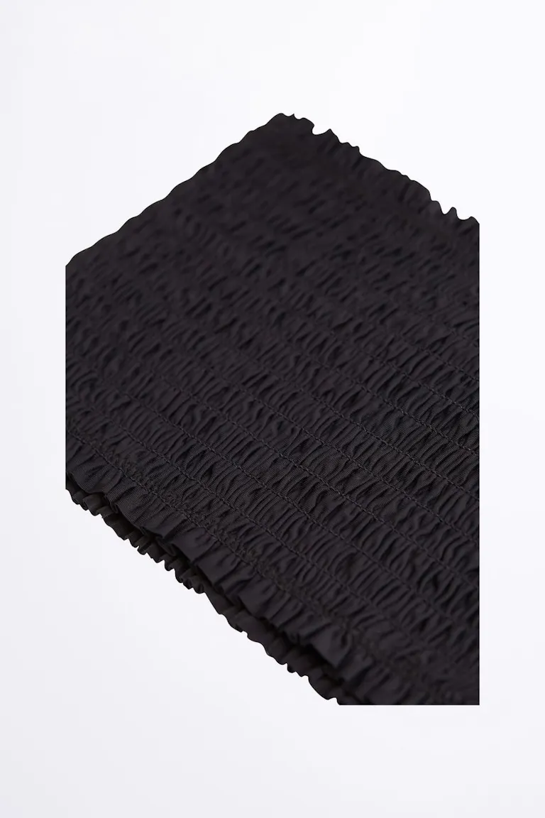 872099000