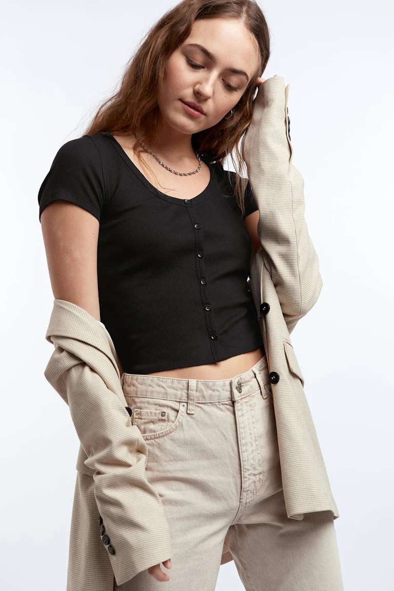 874759000