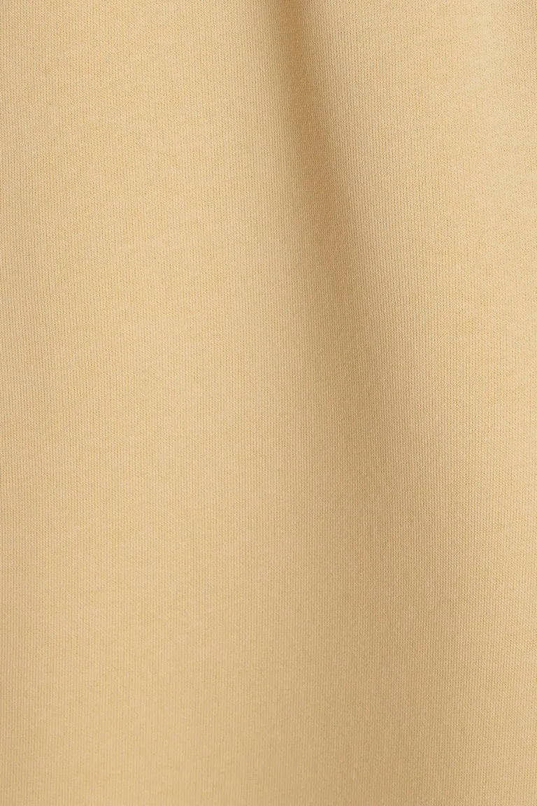 875902069