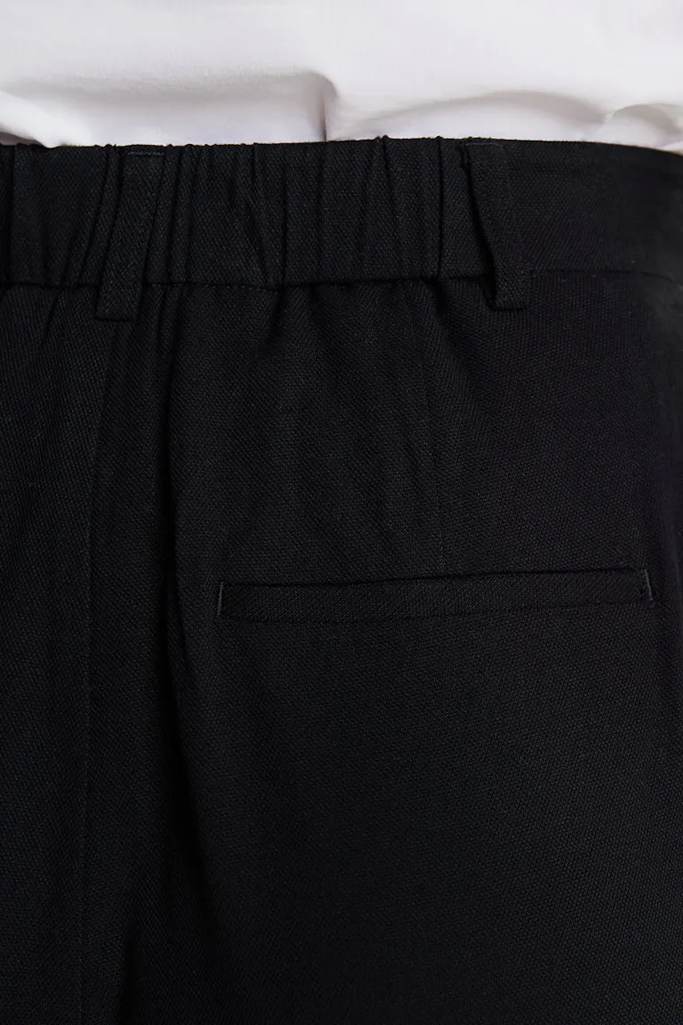 878019000