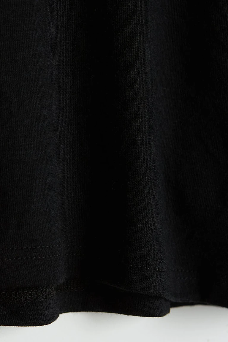 886419000