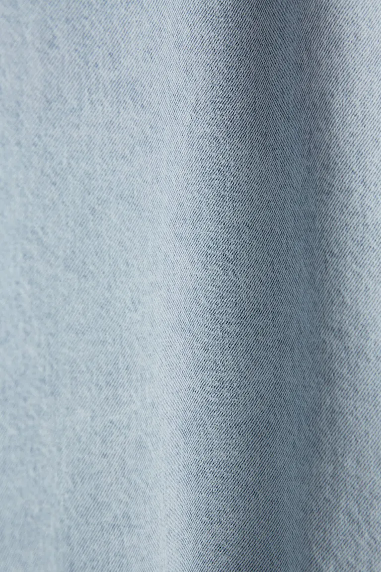 889615285