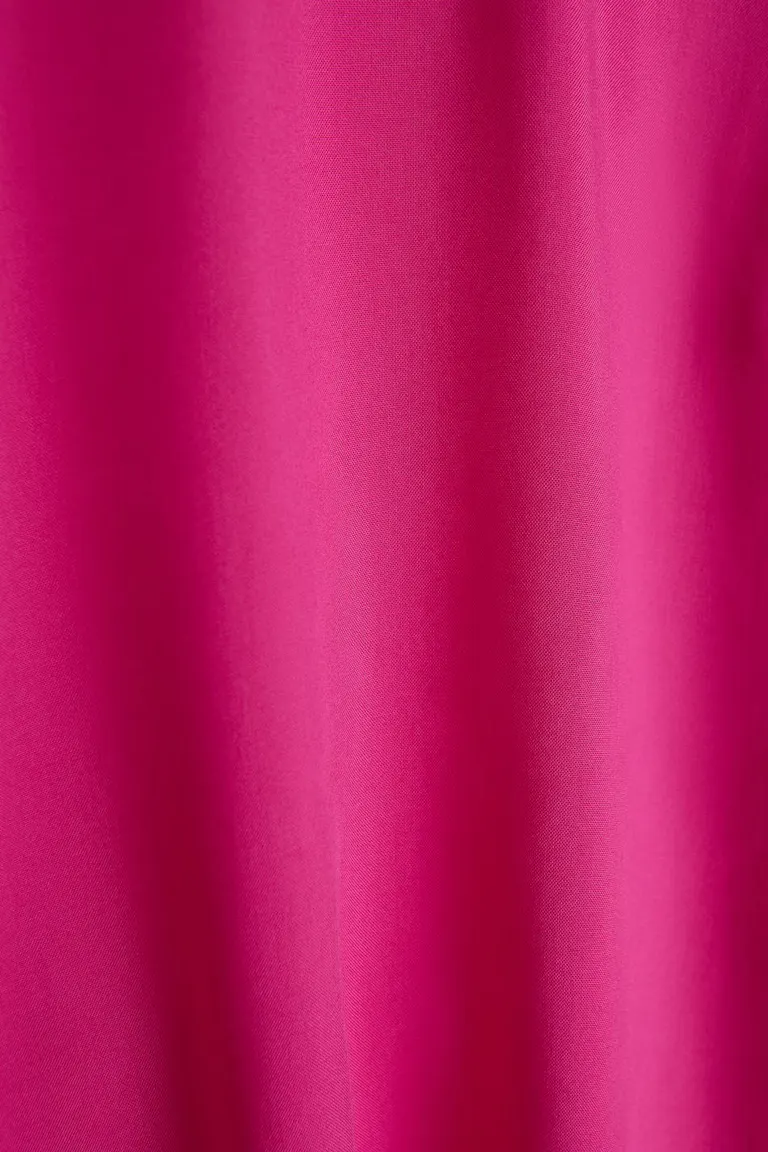 891333208