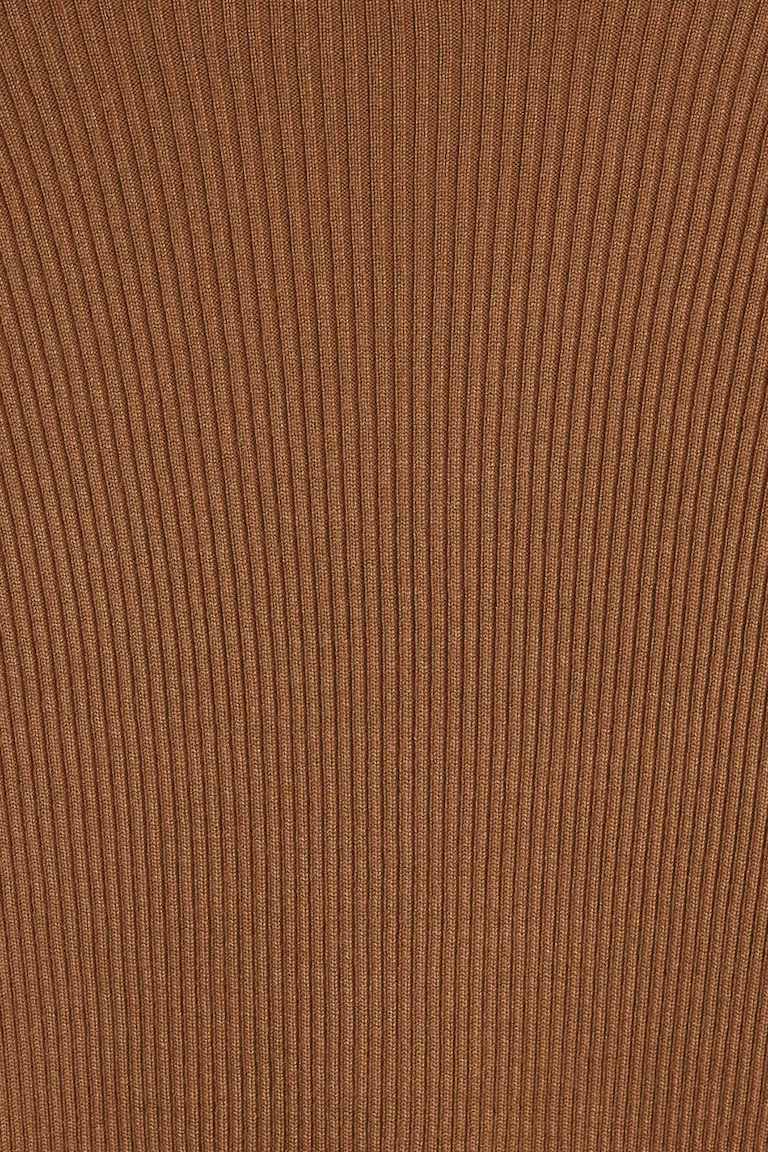 891367650