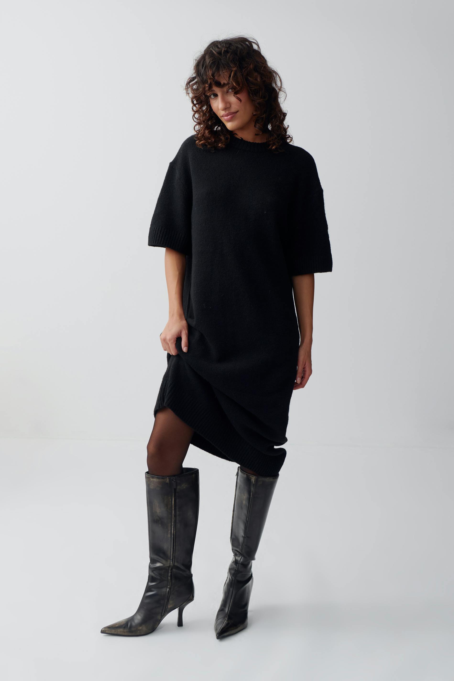 Läs mer om Knitted t-shirt dress