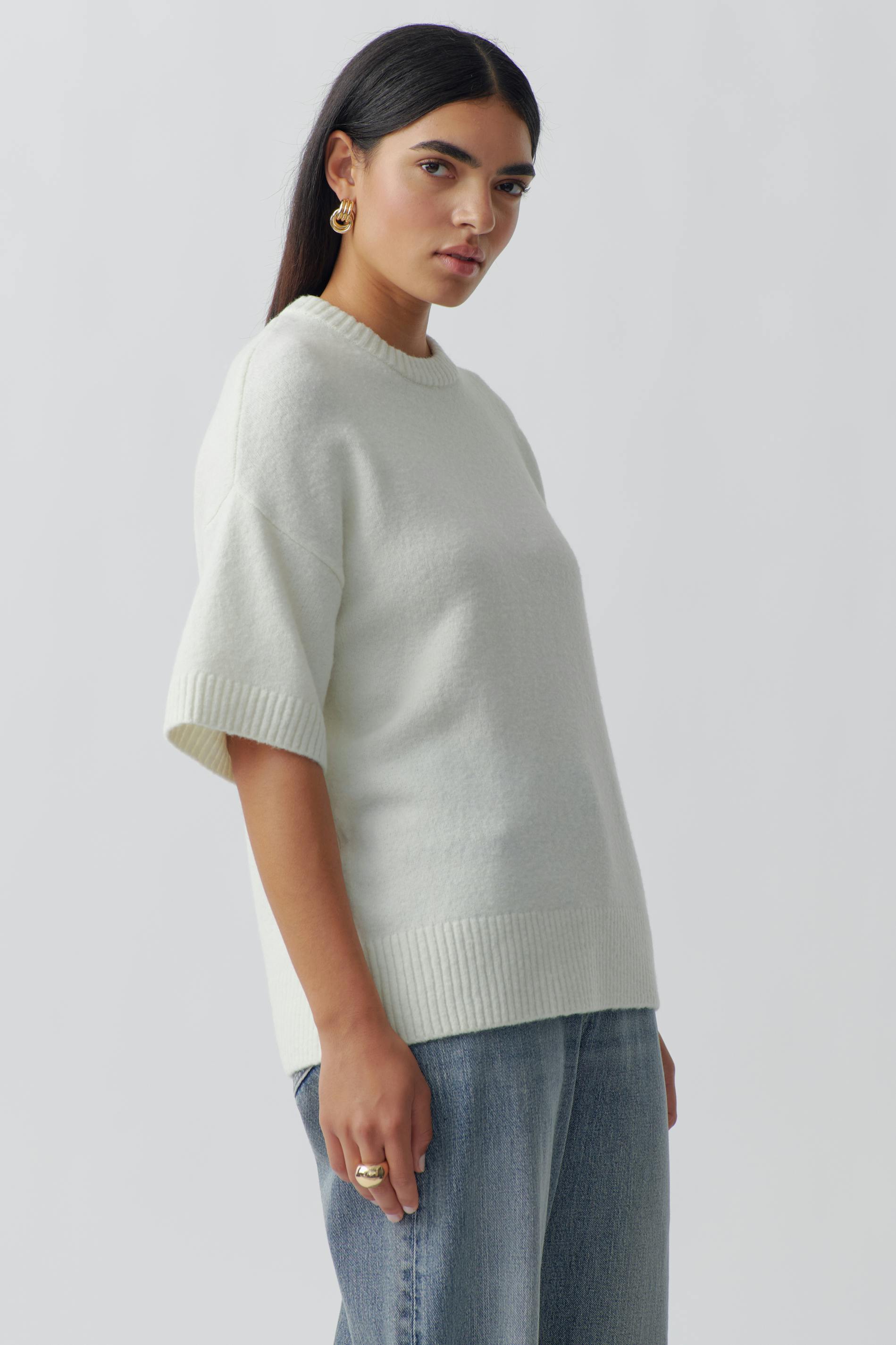 Läs mer om Oversized knitted tee