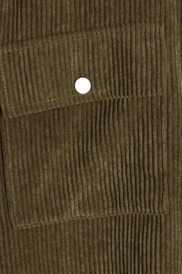 892126000