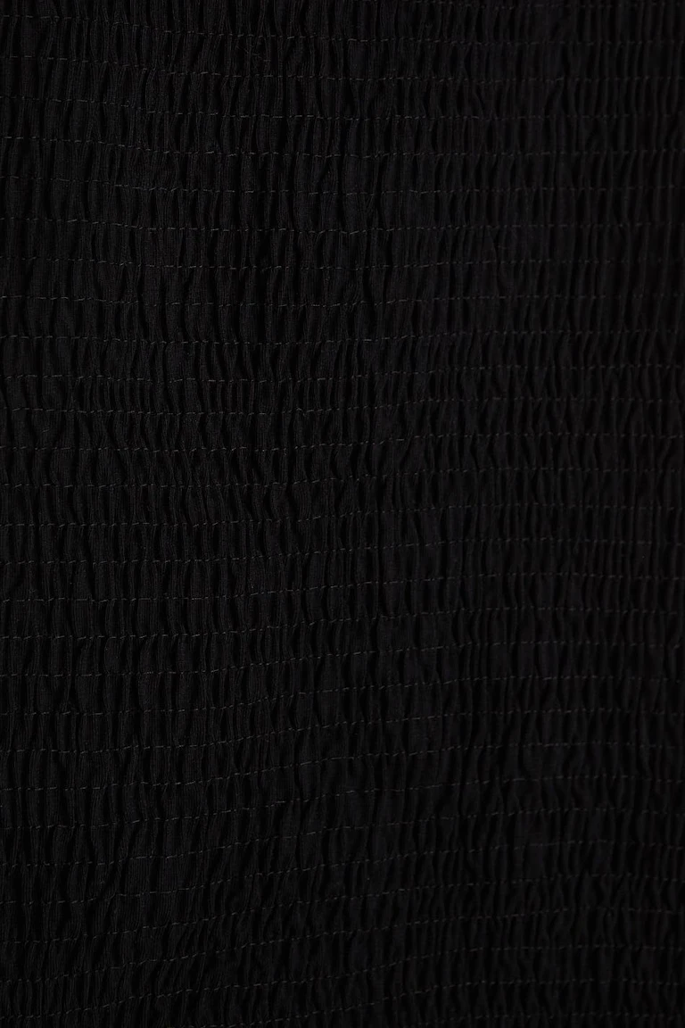 892899000