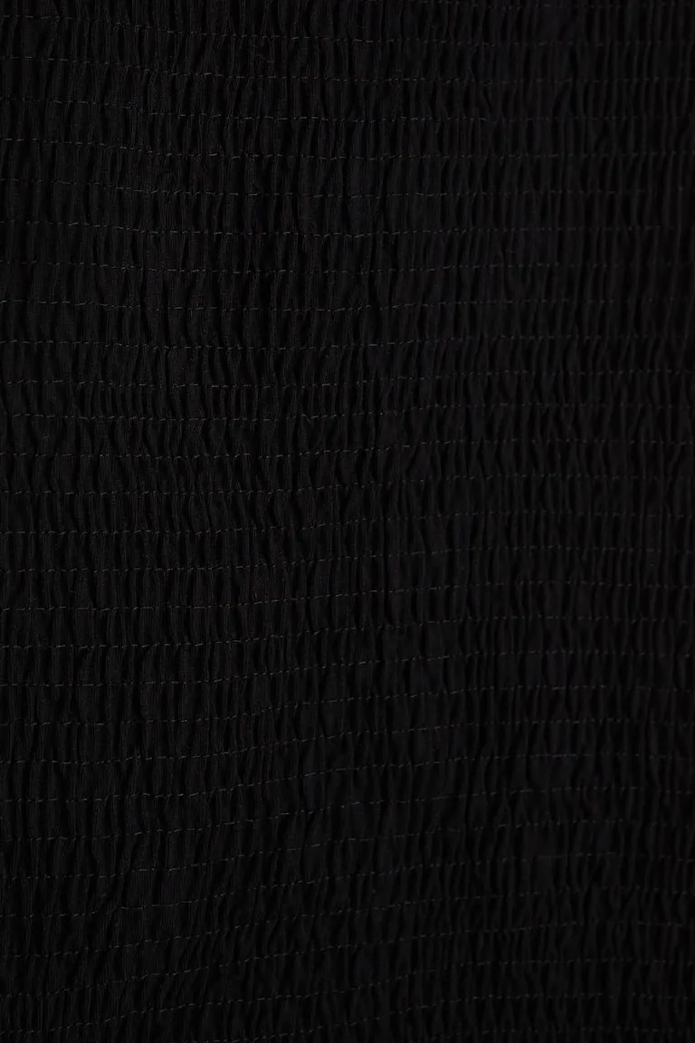 892899000