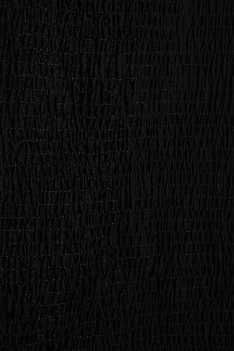 892899000